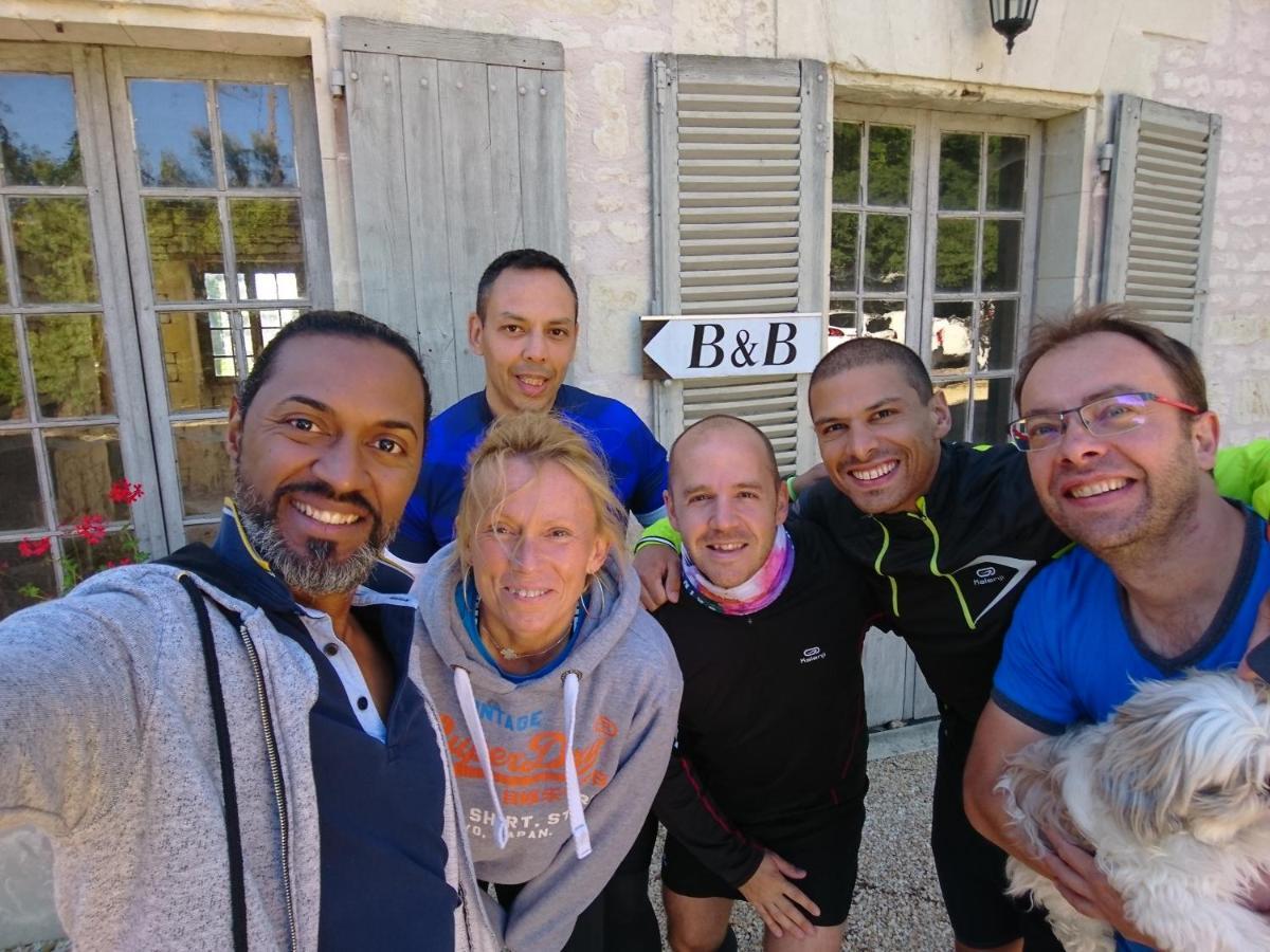 Domaine De Bourgville Monts-sur-Guesnes Buitenkant foto